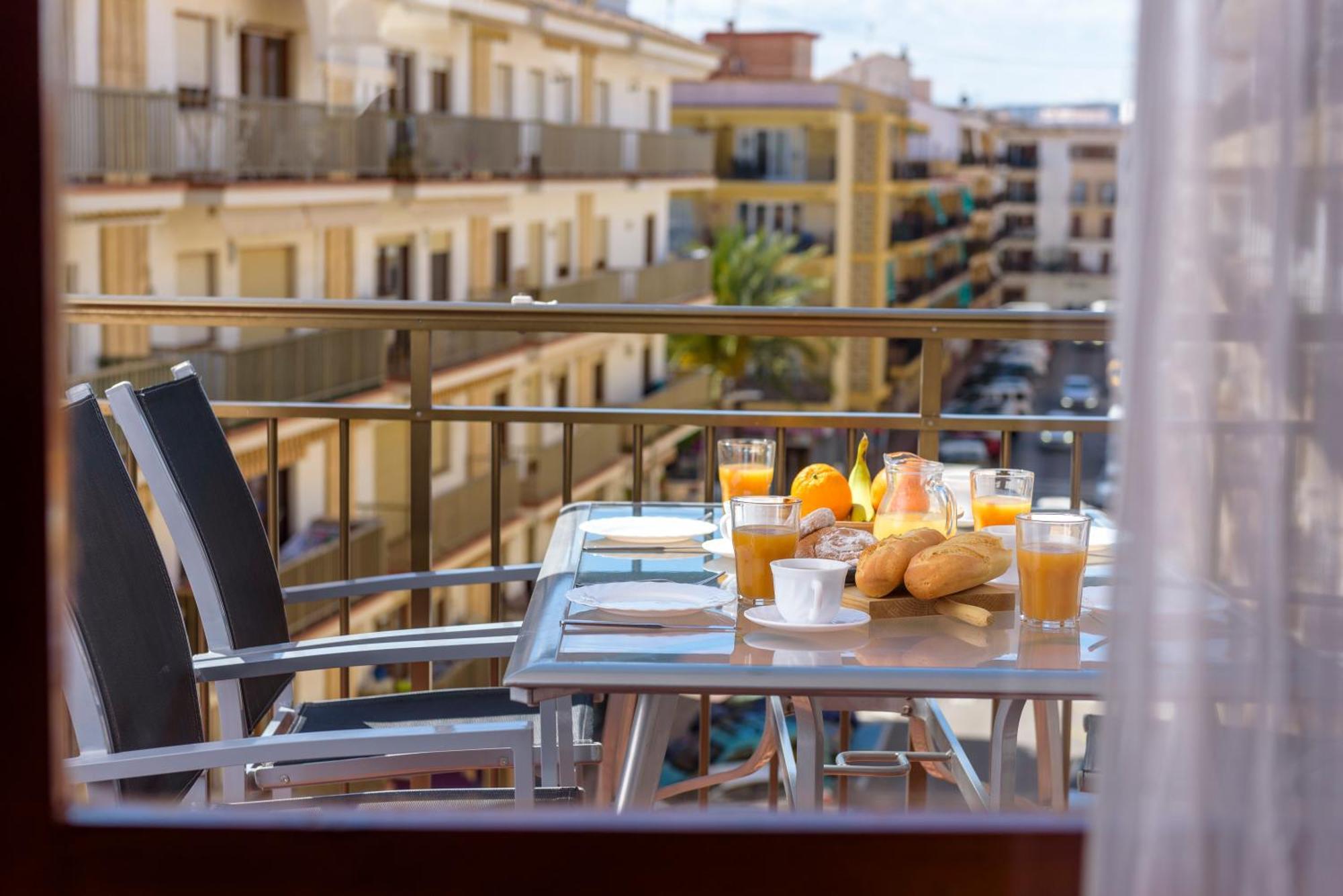 Port Perfection: Your Dream Apartment By The Beach Javea Dış mekan fotoğraf