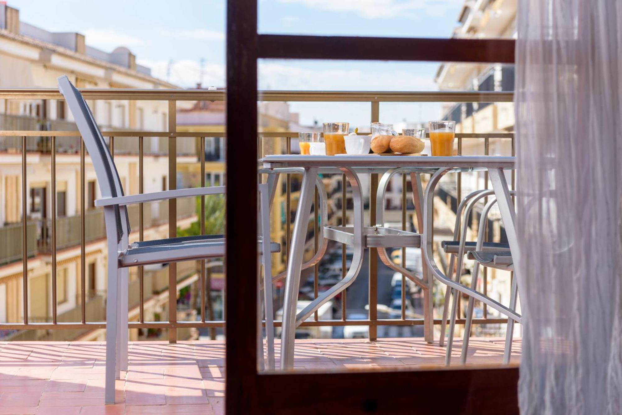 Port Perfection: Your Dream Apartment By The Beach Javea Dış mekan fotoğraf